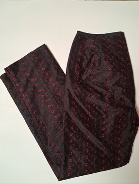Karen Kane 100% Silk Black & Red Floral  Pants Size 4